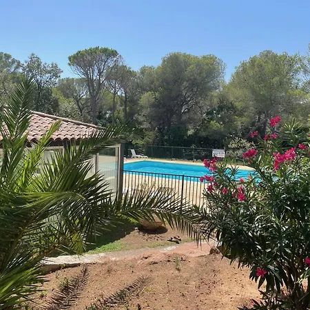 Appartamento 2 Pièces Raphael Rénové, Classé 4 étoiles, 100 M Plages, Piscine, Tennis, Parc, Terrasse, Jardin Privatif Saint-Raphaël