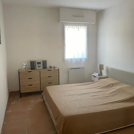 Appartement 2 Pieces Raphael Renove, Classe 4 Etoiles, 100 M Plages, Piscine, Tennis, Parc, Terrasse, Jardin Privatif *