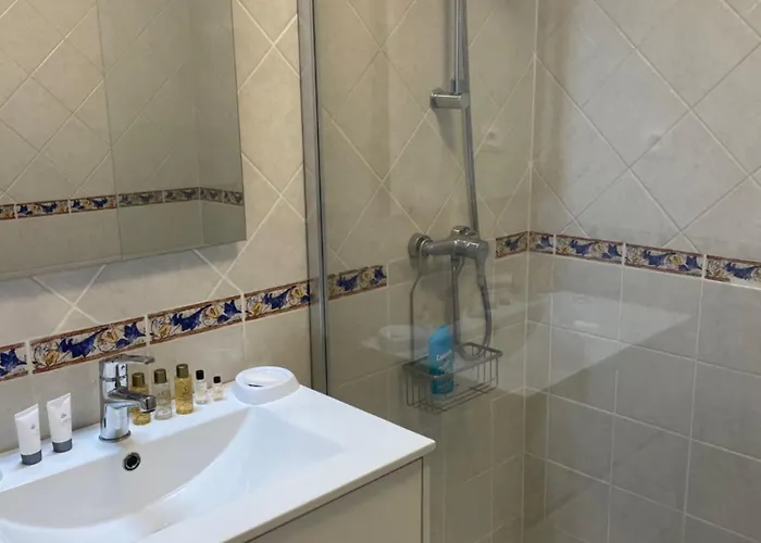 Riviera Oasis: Beachside Retreat With Pool And Tennis Apartment Saint-Raphael (Var)