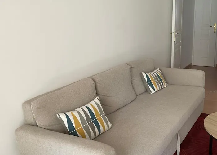 Riviera Oasis: Beachside Retreat With Pool And Tennis * Saint-Raphael (Var)